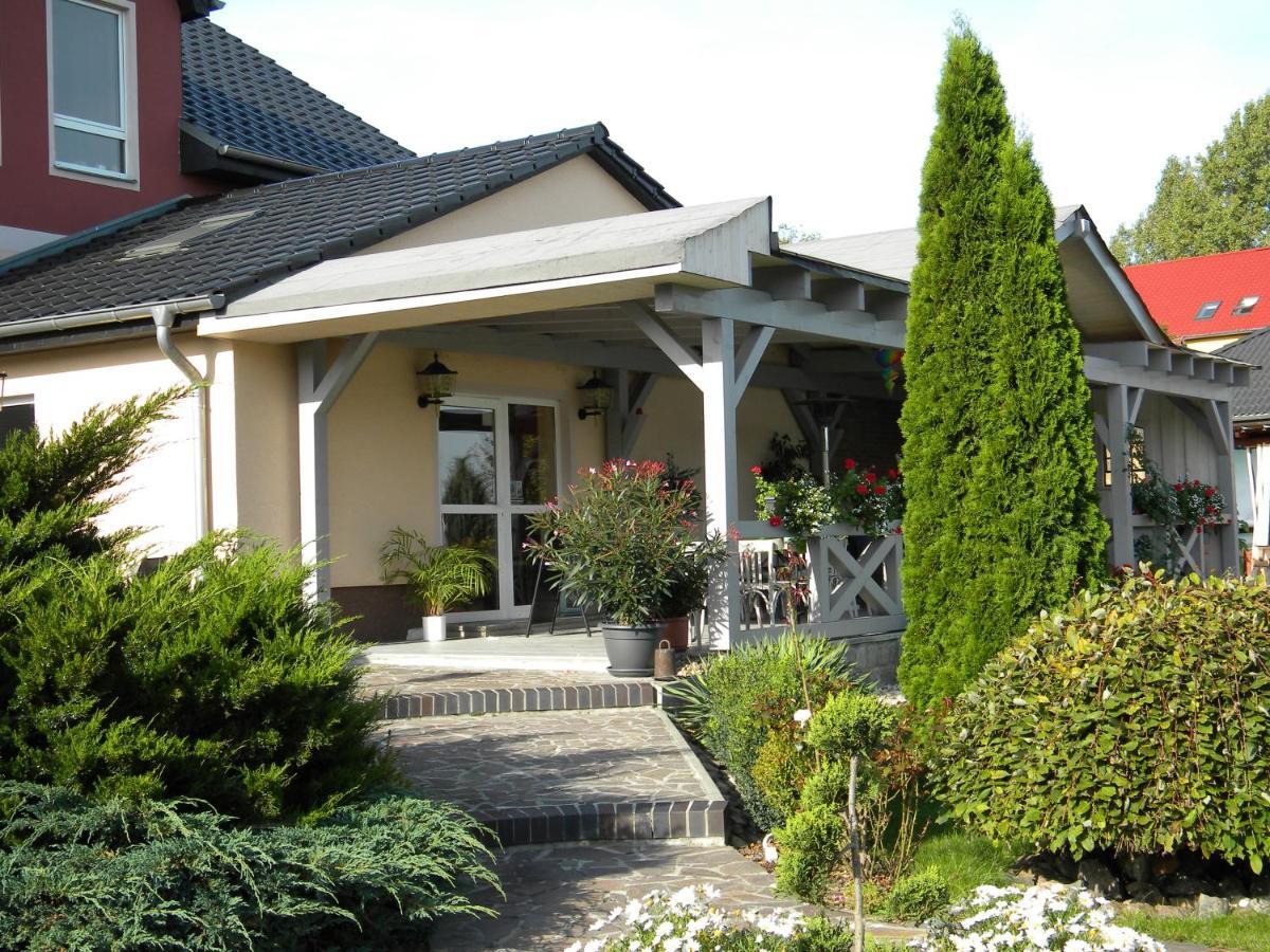 Gasthaus Ela Ξενοδοχείο Dahlewitz Εξωτερικό φωτογραφία